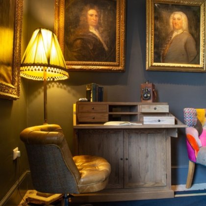 Ashford Campaign Desk Ashford Campaign Desk