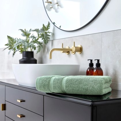 Christy Signum Jade Green Bath Towels Christy Signum Jade Green Bath Towels