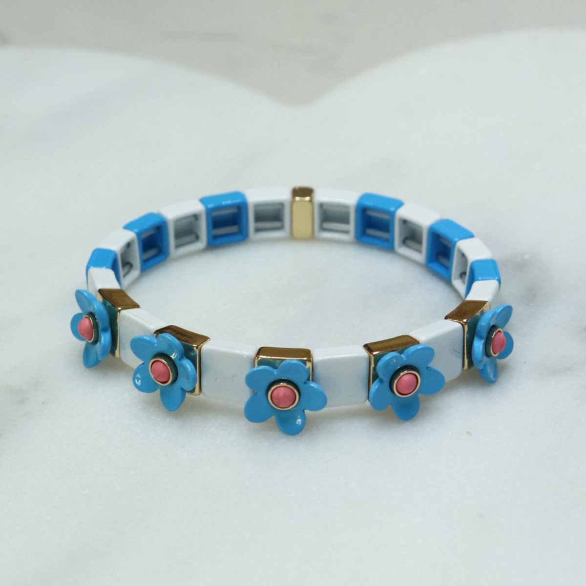 blue daisy bracelet