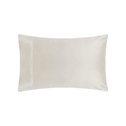 Belledorm Ivory 500 Thread Count Premium Blend Pillowcase Pair Belledorm Ivory 500 Thread Count Premium Blend Pillowcase Pair