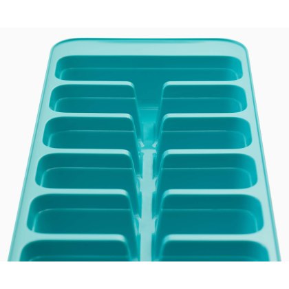 Handy Housewares Anti-Spill 14-Cubes Covered Ice Cube Tray with Easy Flip  and Fill Lid