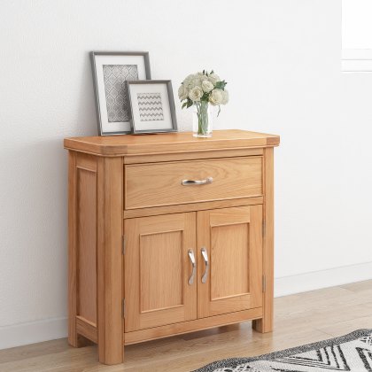 Gloucester Oak Compact Sideboard Gloucester Oak Compact Sideboard