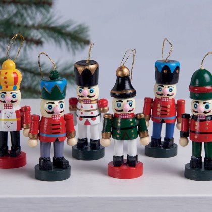 Robin Reed Vintage Nutcracker Box of 6 Crackers