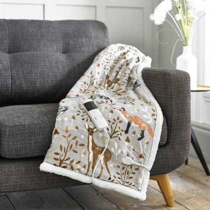 Deyongs Winter Wildlife Heated Throw Multi