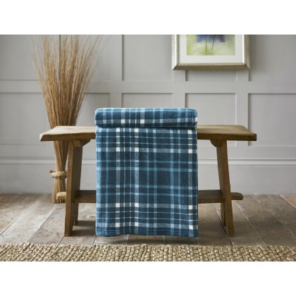 Deyongs Snuggle Touch Tartan Throw 140x180cm Petrol