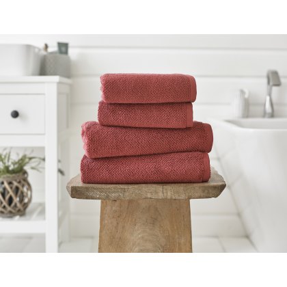 Deyongs Romeo Towels Raspberry