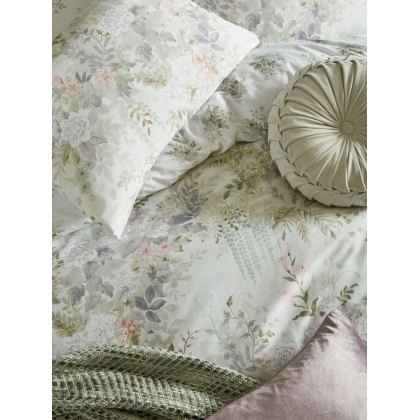 Laura Ashley Linlithgow Pale Lavender Duvet Cover Set