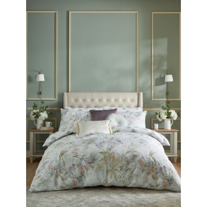 Laura Ashley Linlithgow Pale Lavender Duvet Cover Set Laura Ashley Linlithgow Pale Lavender Duvet Cover Set