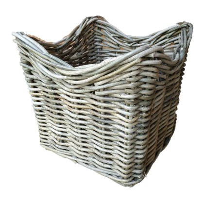 Lows Wavy Edge Square Basket Lows Wavy Edge Square Basket