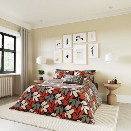 Helena Springfield Otto Duvet Cover Set Scarlet & Natural Helena Springfield Otto Duvet Cover Set Scarlet & Natural