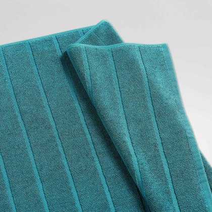 Christy Signum Vivid Teal Bath Mat Christy Signum Vivid Teal Bath Mat