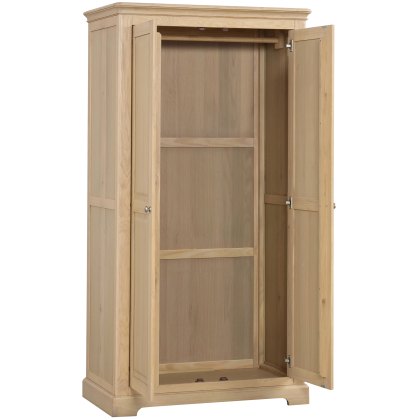 Broadway Double Wardrobe in Oak Broadway Double Wardrobe in Oak