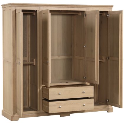Broadway Quadrouble Wardrobe in Oak Broadway Quadrouble Wardrobe in Oak