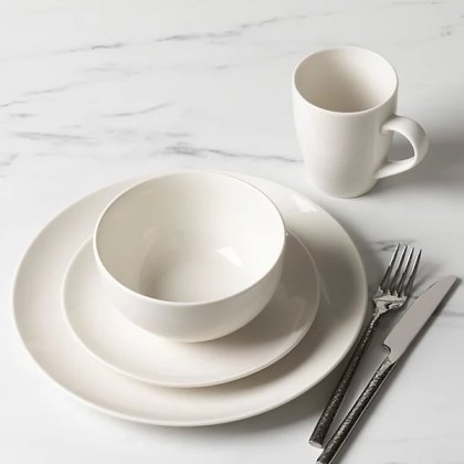 Carnaby Islington 16 Piece White Porcelain Dinner Set Carnaby Islington 16 Piece White Porcelain Dinner Set