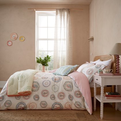 Yvonne Ellen Vintage Plates Multi Duvet Cover Set Yvonne Ellen Vintage Plates Multi Duvet Cover Set