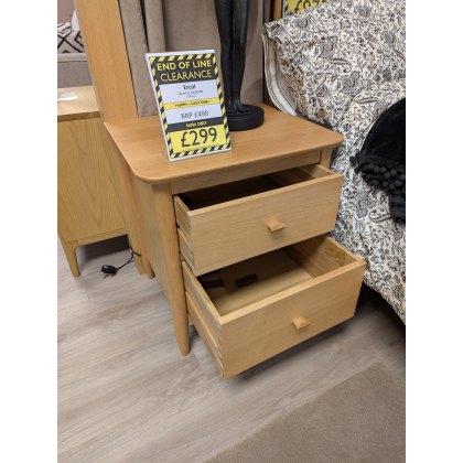 Ercol Teramo Bedside Cabinet - EX DISLPAY Ercol Teramo Bedside Cabinet - EX DISLPAY