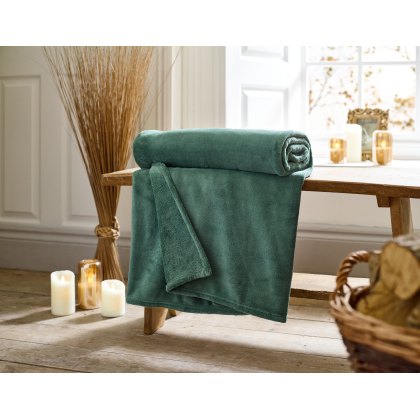 Deyongs Snuggle Touch Throw Forest Deyongs Snuggle Touch Throw Forest