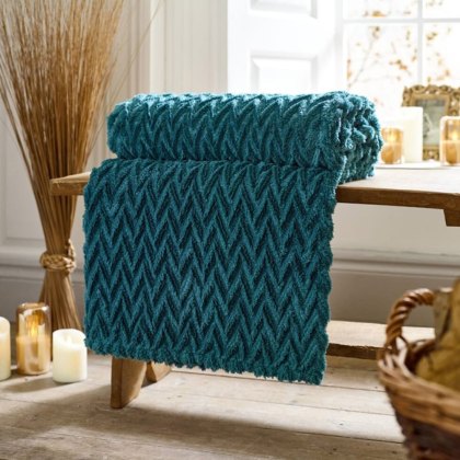 Deyongs Tadcaster Fleece Throw Teal Deyongs Tadcaster Fleece Throw Teal