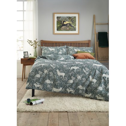 Deyongs Woodland Folk Duvet Cover Set Green Deyongs Woodland Folk Duvet Cover Set Green