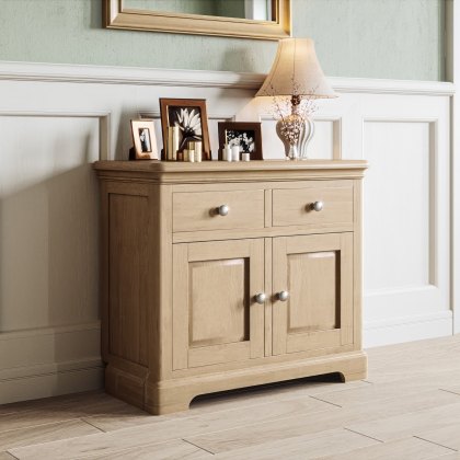Broadway 2 Door 2 Drawer Sideboard in Oak Broadway 2 Door 2 Drawer Sideboard in Oak