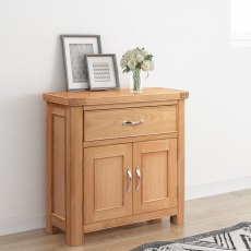 Gloucester Oak Compact Sideboard Gloucester Oak Compact Sideboard