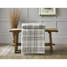 Deyongs Snuggle Touch Tartan Throw Silver