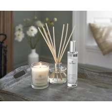 The Lyndon Company Scented Candle Gift Box and Diffuser Set