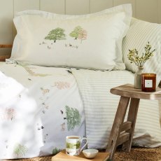 Sophie Allport
Spring Cottage Green Duvet Cover Set