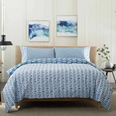 Lobster Creek Blue Big Fish Little Fish Duvet Cover Set Lobster Creek Blue Big Fish Little Fish Duvet Cover Set