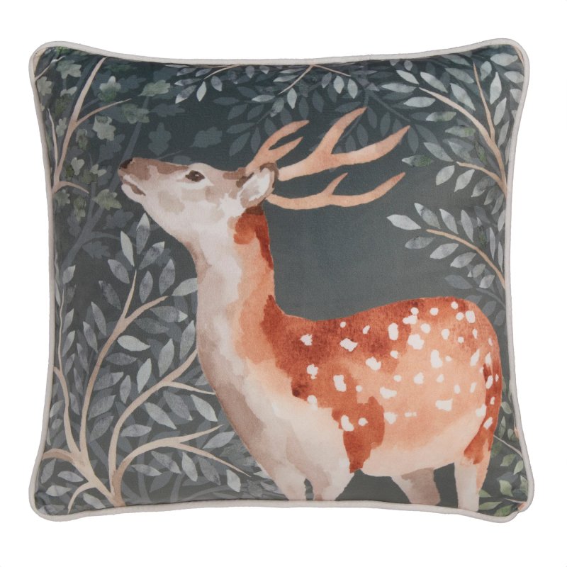 D&D Lodge Forest Animals Filled Cushion Green