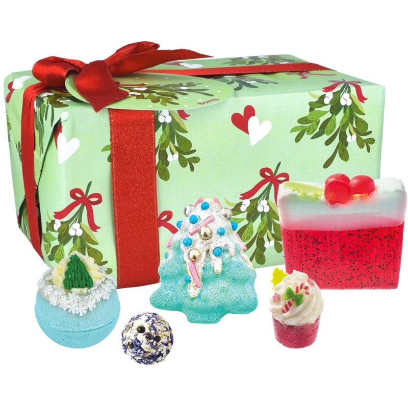 Bomb Cosmetics Berries And Bows Gift Set