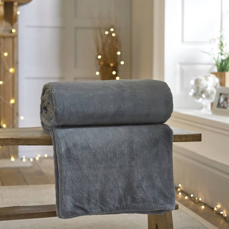 Deyongs Aspen Charcoal Faux Fur Throw Lifestyle