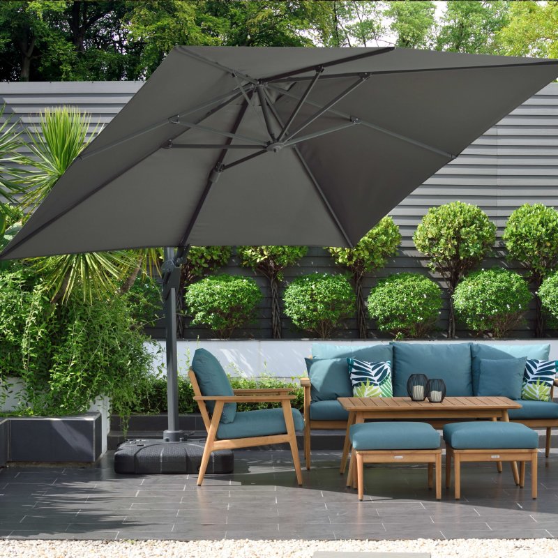 3m Square Super Deluxe Cantilever Parasol lifestyle image