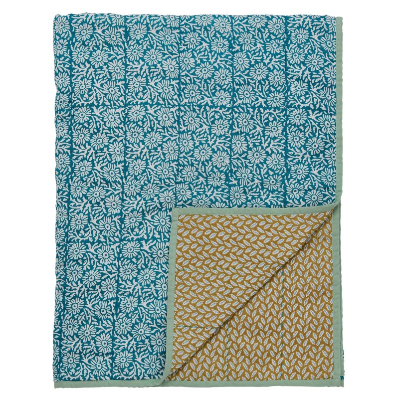 Land & Shore Aster Decorative Throw Green